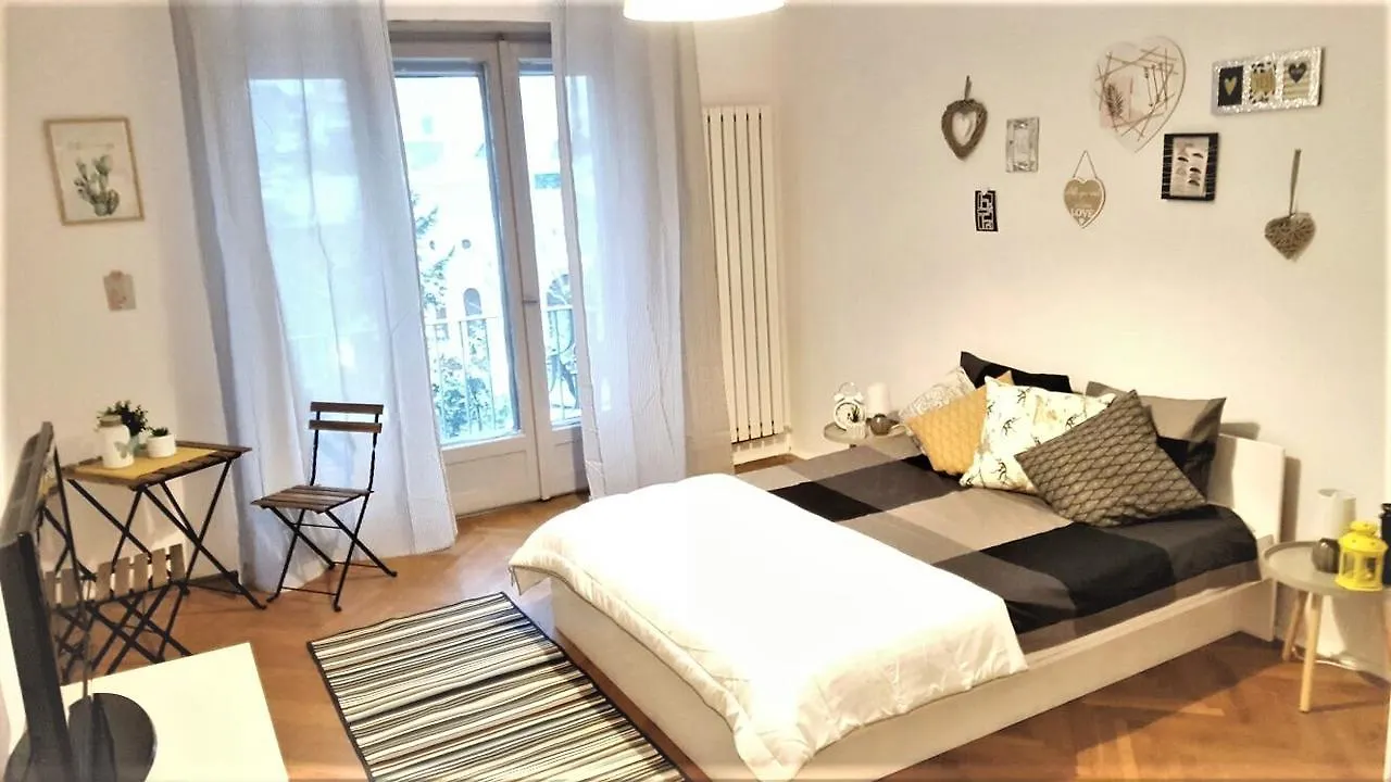 Studio Central Exer IV Bukarest